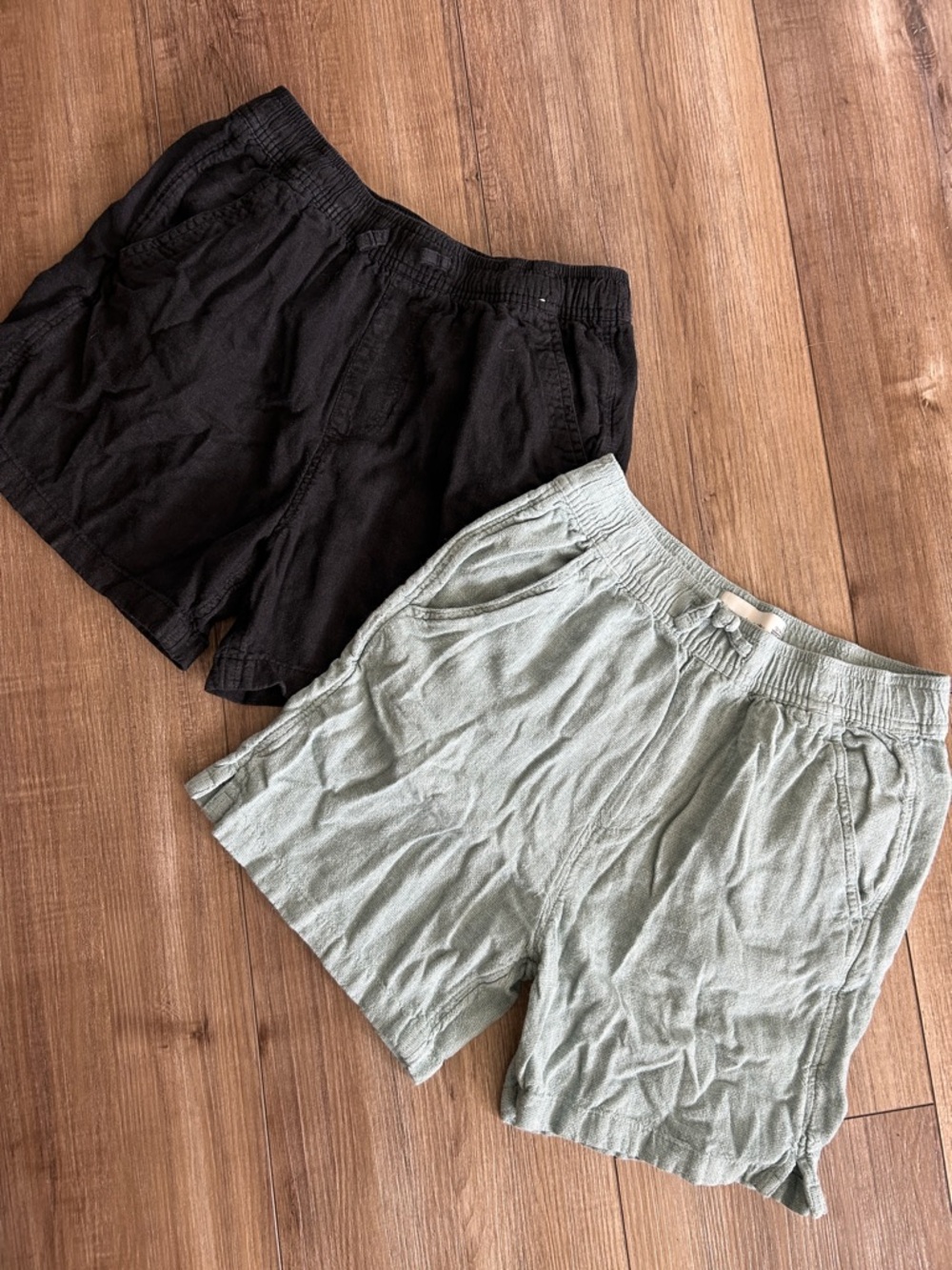 Abercrombie boys linen Shorts - Black & Sage Green (2 Pack) size 13/14